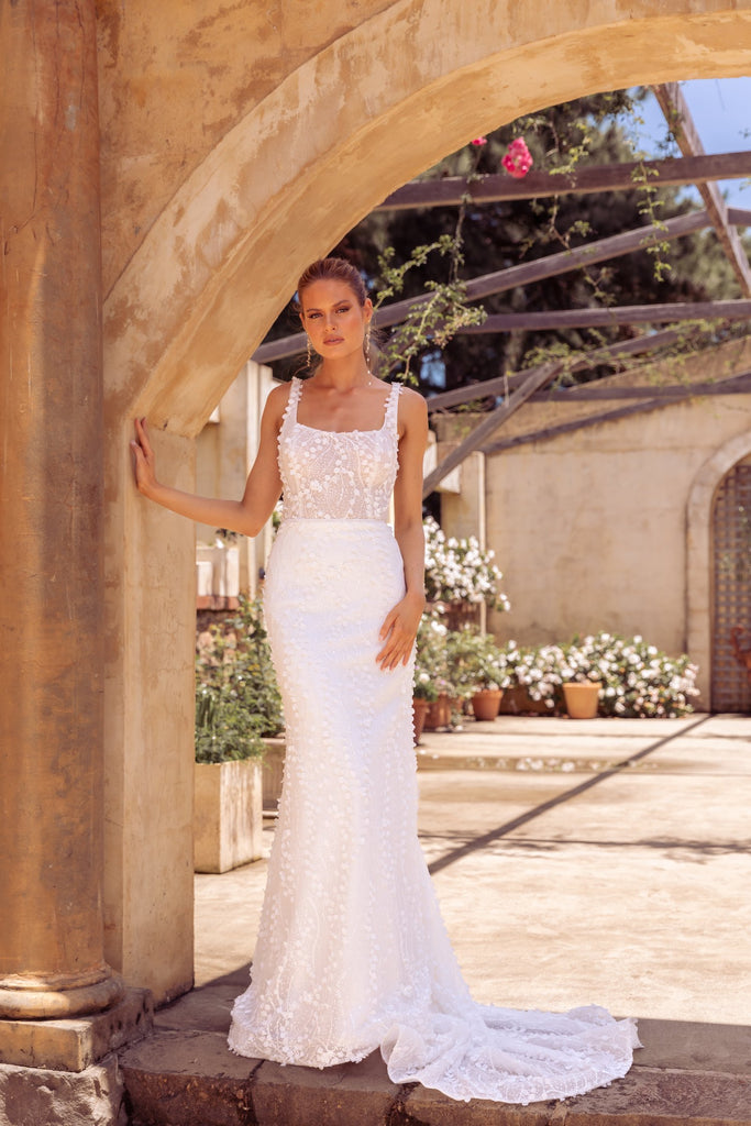 Square Neckline Wedding Dresses - Ivory & Pearl Bridal Boutique Square Neckline Wedding Dresses - Ivory & Pearl Bridal Boutique